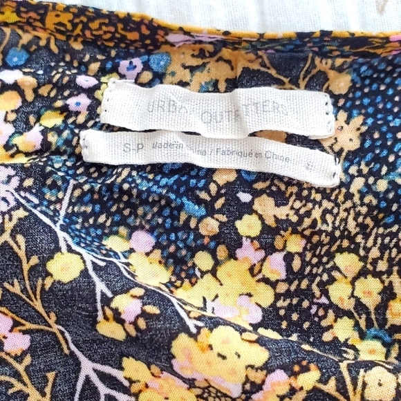 Urban Outfitters Patchwork Wrap Blouse Size:S EUC - Picture 4 of 6